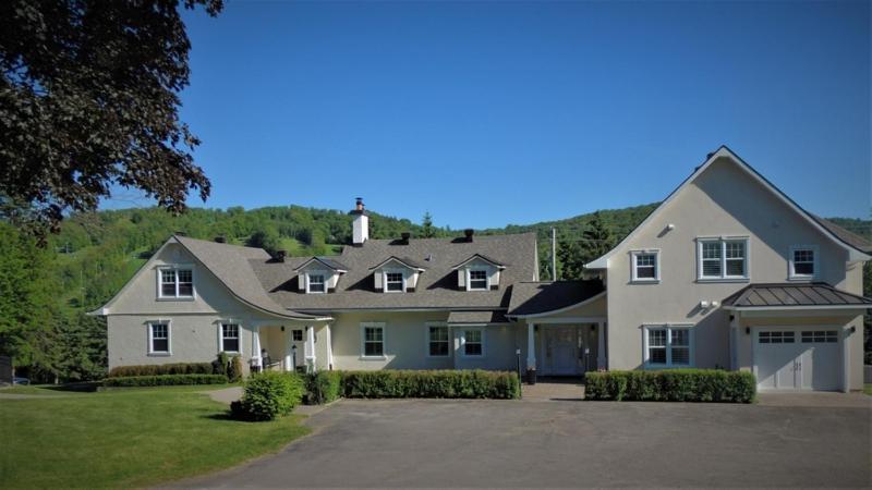 Auberge Sous L'Edredon B&B Saint-Sauveur Exterior foto